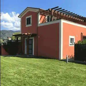 Il Casale Rosso Monolocale Cinque Terre-toscana Appartamento Caniparola di Fosdinovo